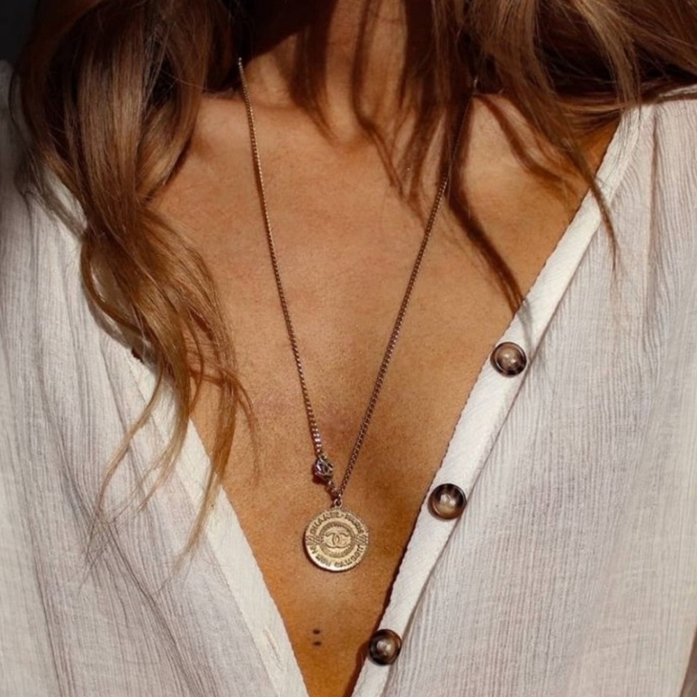 Authentic Chanel Rue Cambon Coin Pendant Necklace – Vintage Gold Medallion